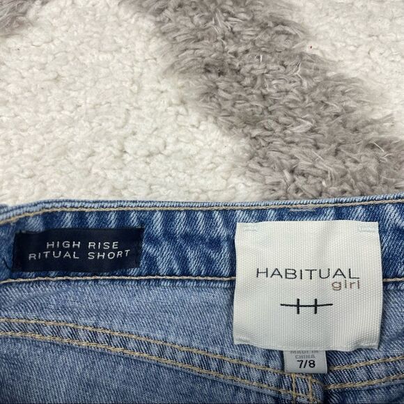 Habitual Girl High Rise Habitual Short - Picture 3 of 3